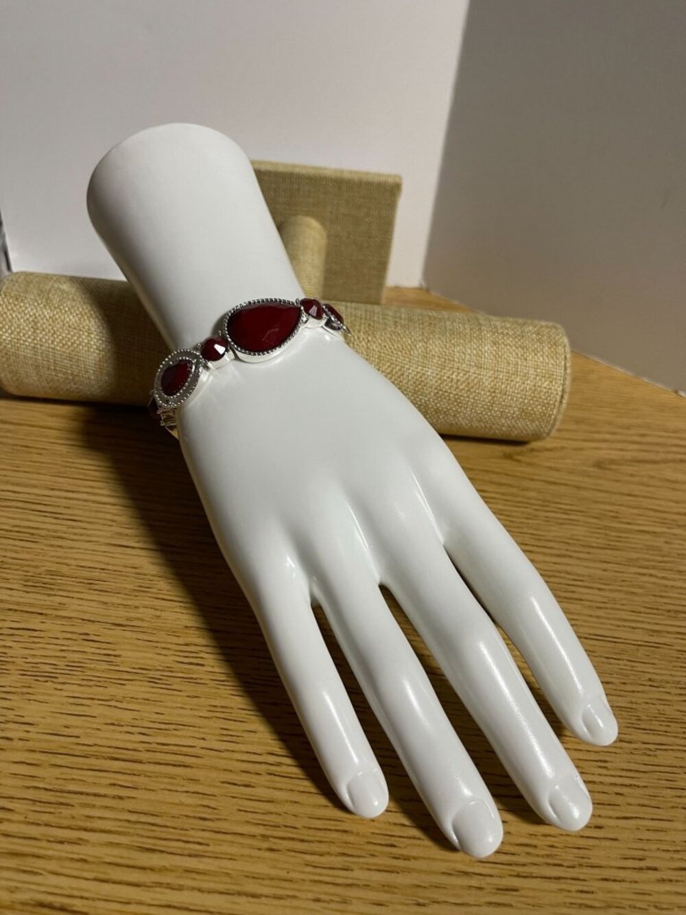 Thalia Sodi Womens Stretch Bracelet Red Silver-Tone Accent Fashion Jewelry Gift